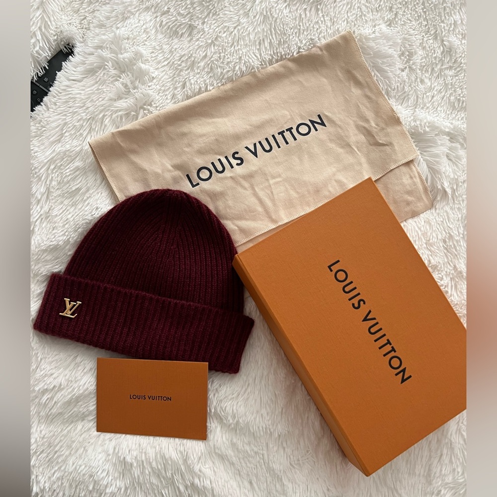 Brand new Louis Vuitton beanie “bonnet” with tags, box, dust bag, and receipt.